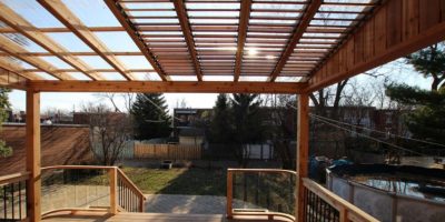 Louvered Pergola With Roof