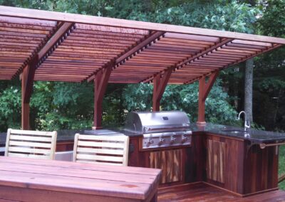 BBQ deck with louvers