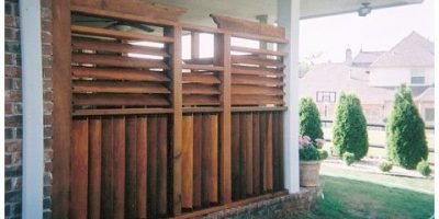 Deck Privacy Fences with Louvers
