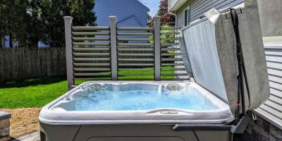 Trex board privacy screen with hot tub open
